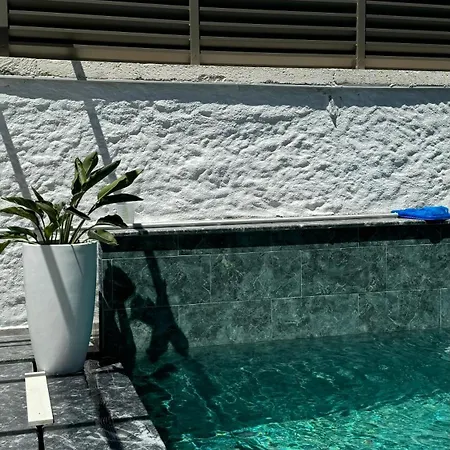 Vila Olea Alacati Tas Konak 2+1 A2 Incir *